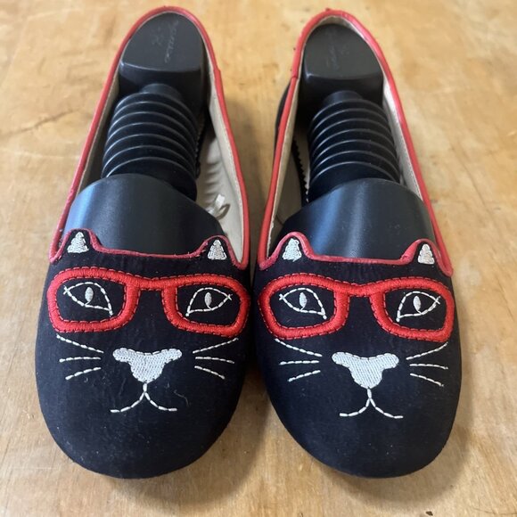 Madeline Stuart Shoes Women's Sz 8.5M Bookworm Ballet Flats Black Red Kitty Cat - Picture 1 of 11